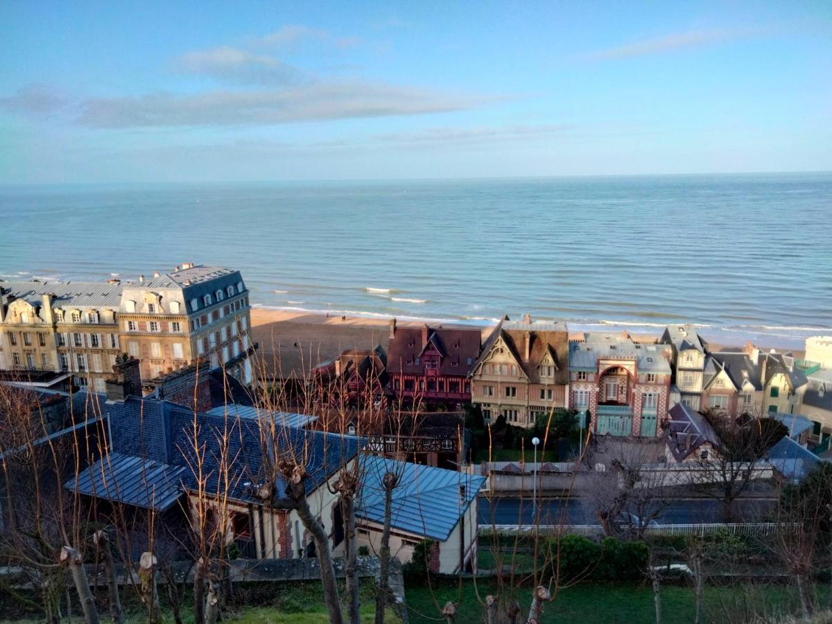 Couchers De Soleil En Normandie Trouville-sur-Mer Esterno foto